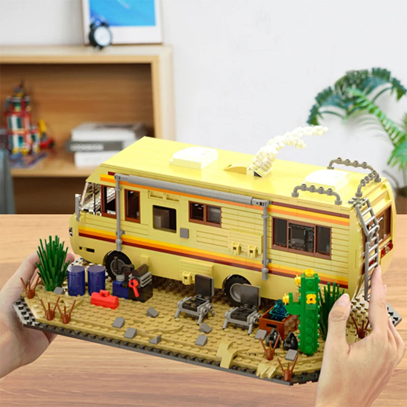 Breaking Bad RV Building Blocks Set – 904 Pieces