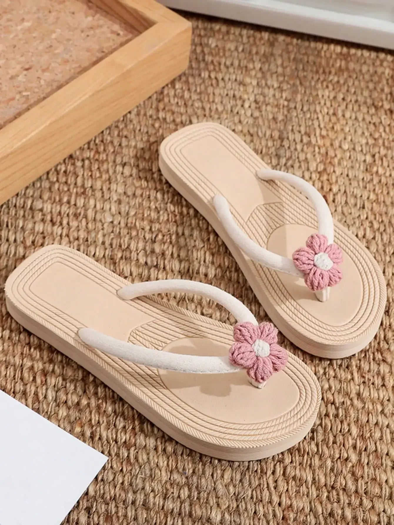 Women's Flower Thong Flip Flops Flat Open Toe Beach Sandals