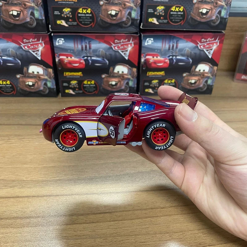 Disney Pixar Cars Lightning McQueen Diecast Pull Back Toy with Lights