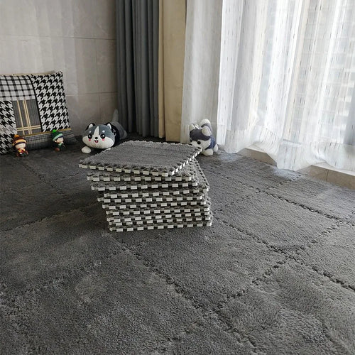 Plush Interlocking Floor Mat Tiles – Set of 10 (30x30cm)