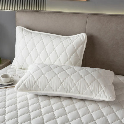 Waterproof Quilted Pillowcase – Breathable, Kid & Pet Friendly, 6 Colors