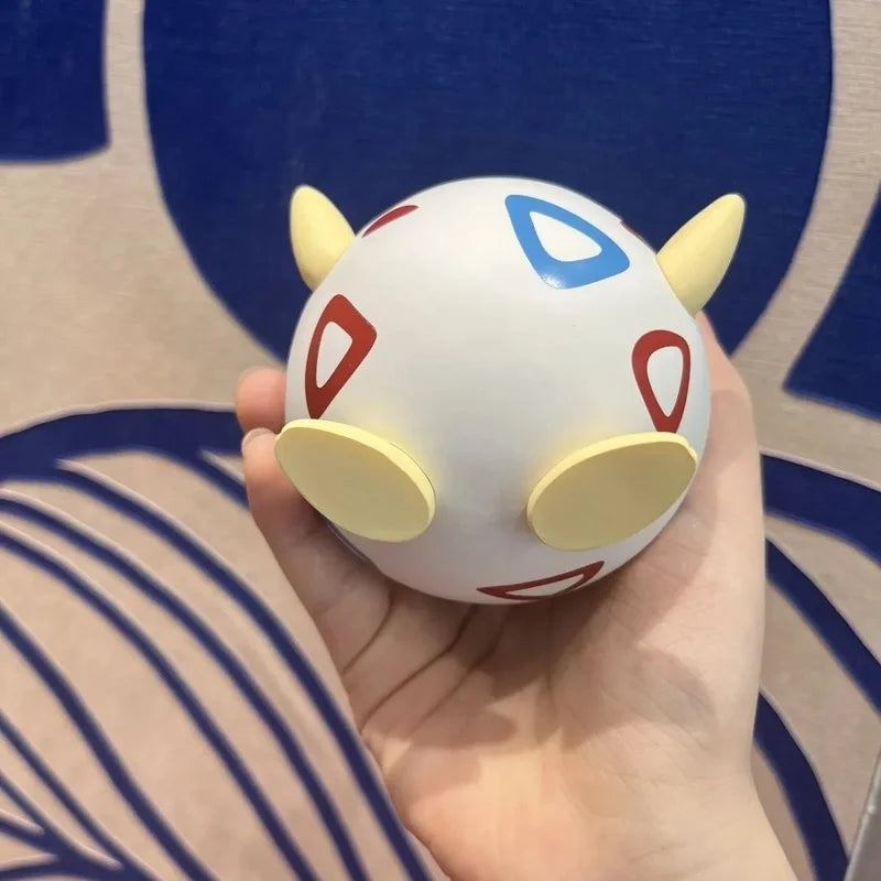 9.5CM Pokémon Togepi Eggshell Desktop Figure