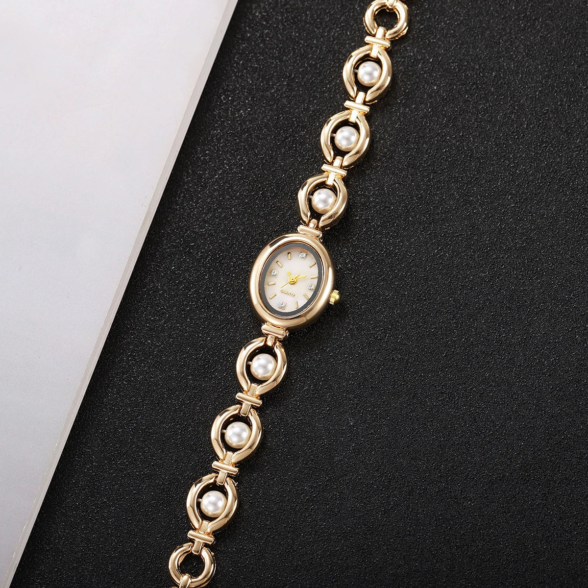 Pearl Bracelet Watch for Women – Elegant Quartz Wristwatch