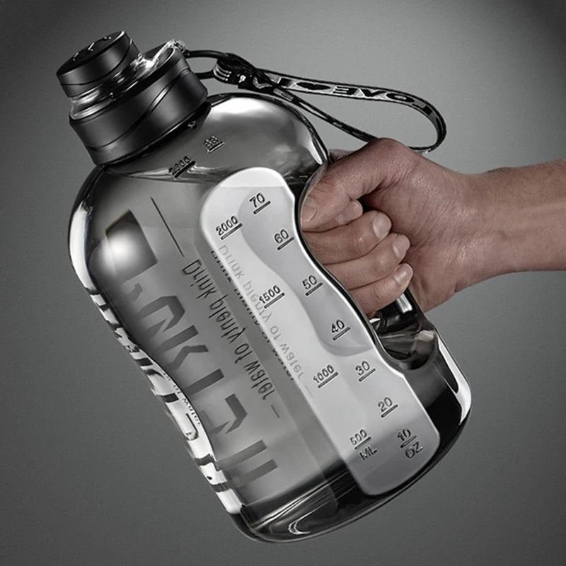1.7L 2.7L Insulated Leak Proof Water Bottle with Straw