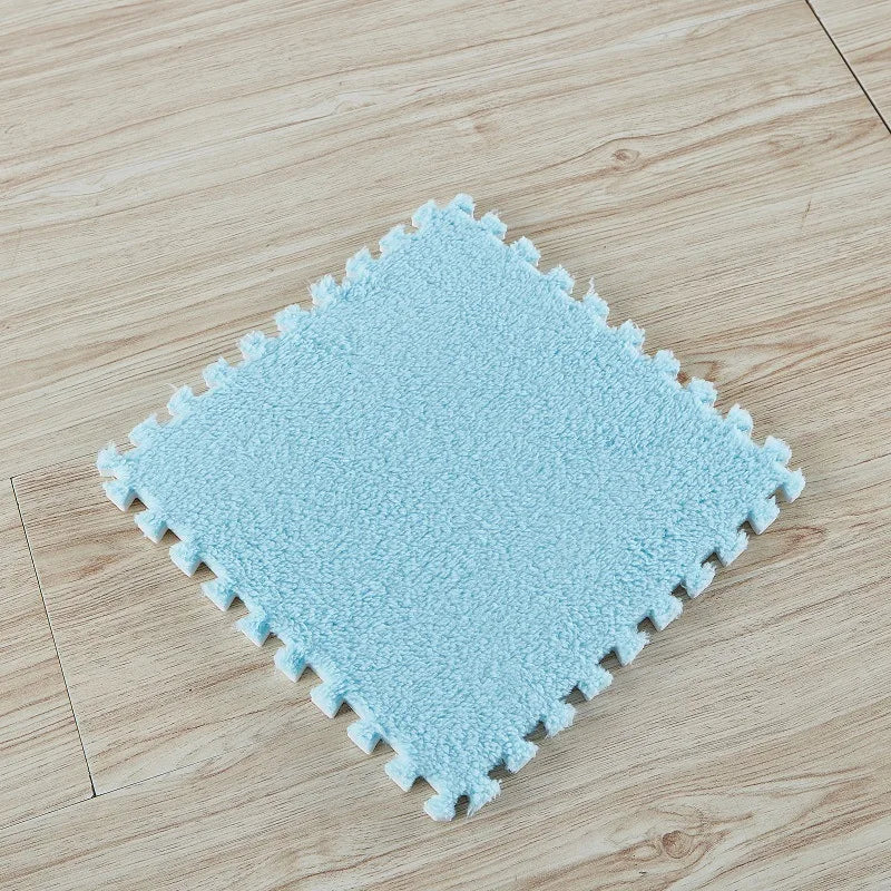 Plush Interlocking Floor Mat Tiles – Set of 10 (30x30cm)