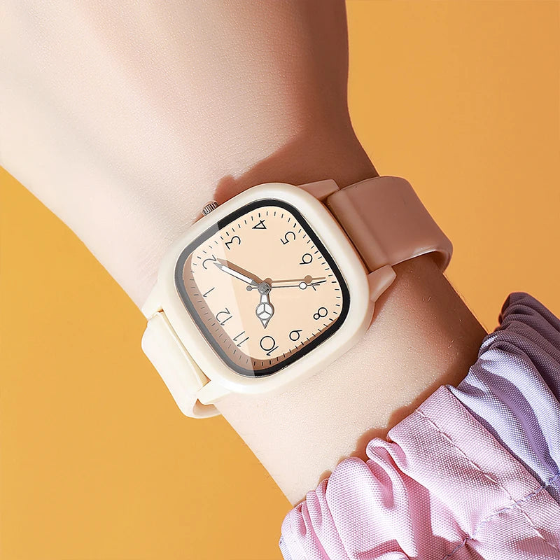 Women's Silicone Band Quartz Watch Set – Casual Style