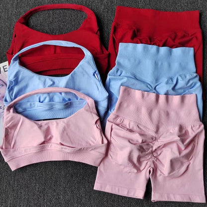 Women's Seamless Yoga Set – Halter Sports Bra & Matching Shorts