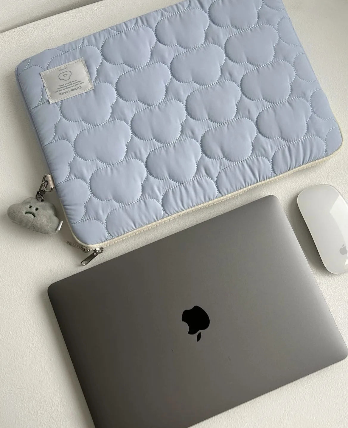 Quilted Tablet Sleeve Bag – Shockproof Pouch for iPad, Samsung, Laptop 9.7–15.6"