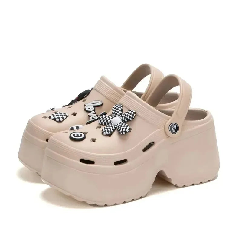 Women’s Chunky Platform Closed Toe Clog Sandals