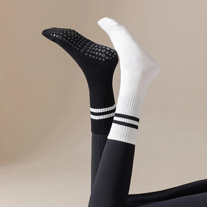 4 Pairs Women's Non Slip Pilates Yoga Grip Socks