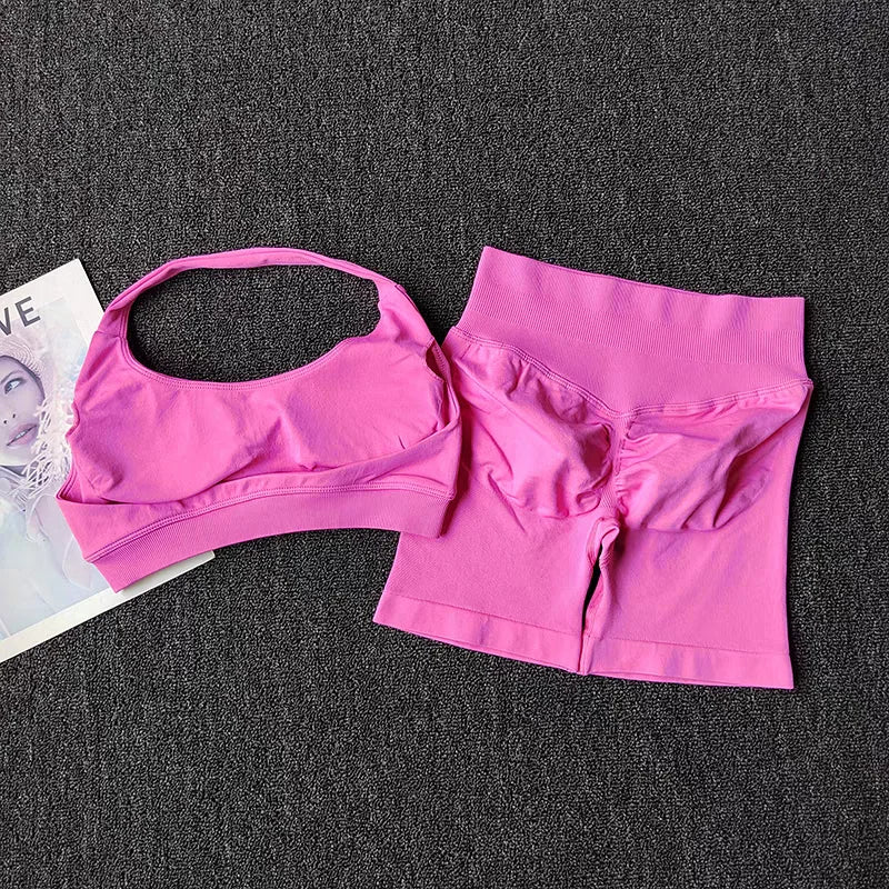 Women's Seamless Yoga Set – Halter Sports Bra & Matching Shorts