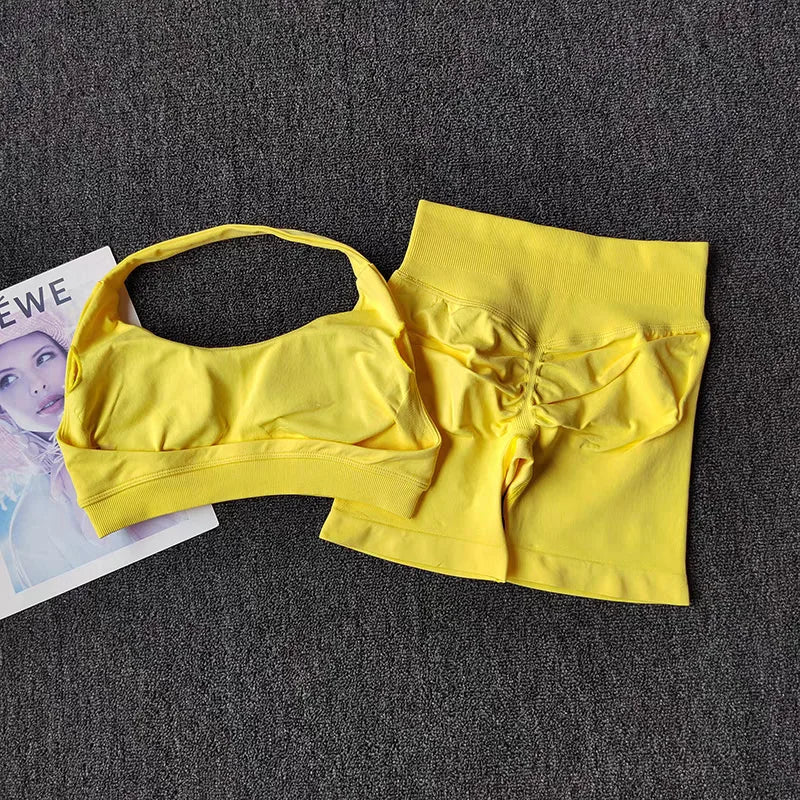 Women's Seamless Yoga Set – Halter Sports Bra & Matching Shorts