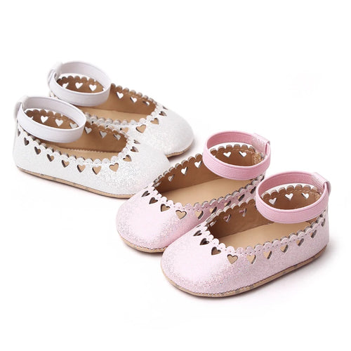 Baby Girl Heart Hollow Flat Shoes – Soft Sole Sneaker 0–18 Months