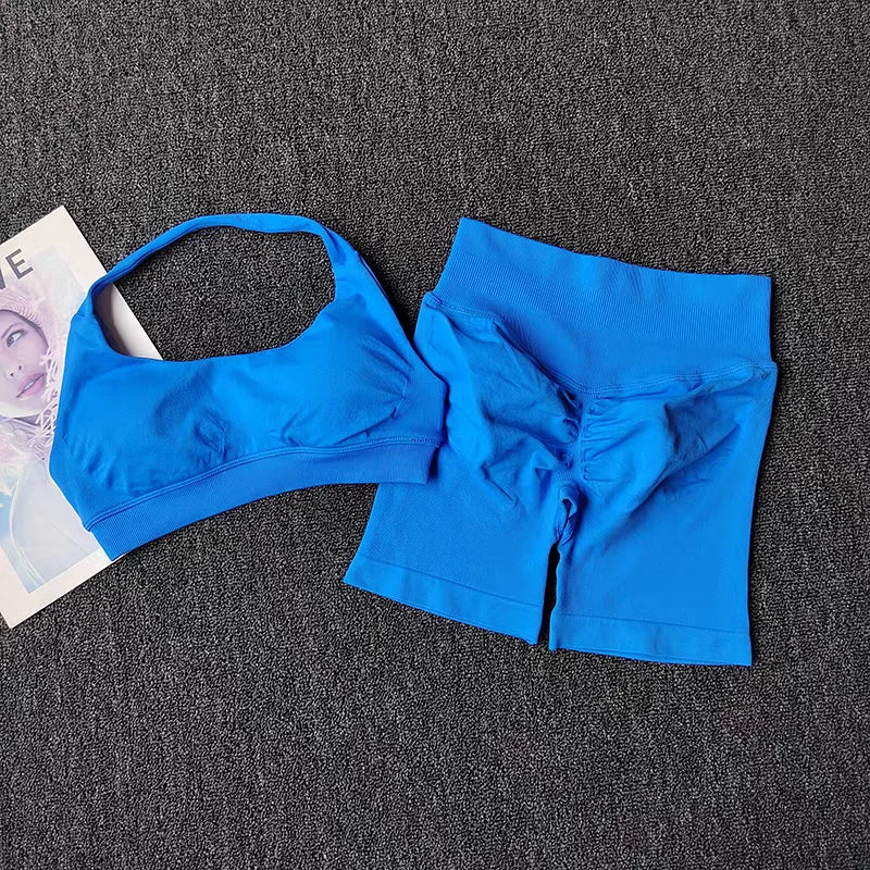 Women's Seamless Yoga Set – Halter Sports Bra & Matching Shorts