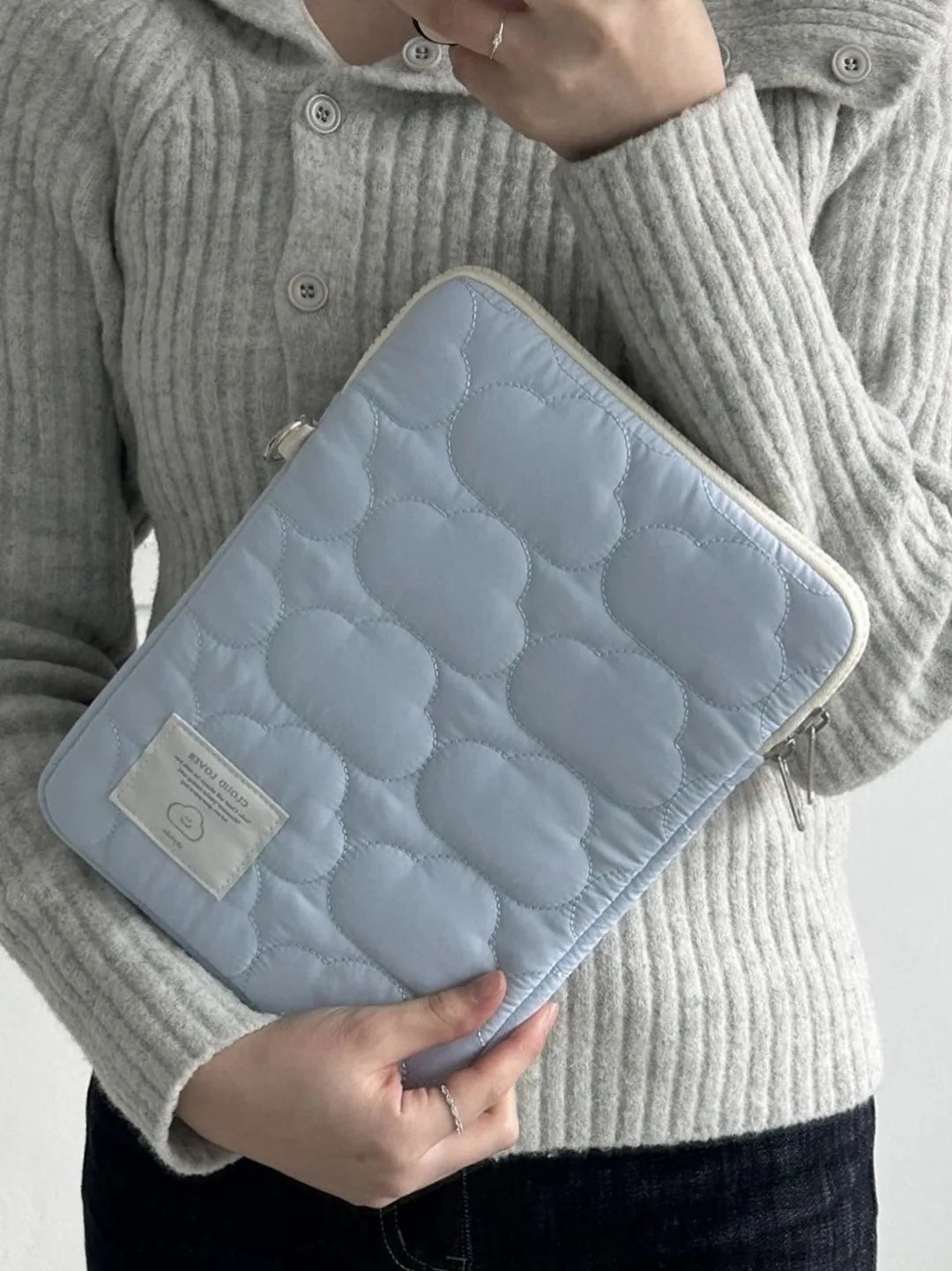 Quilted Tablet Sleeve Bag – Shockproof Pouch for iPad, Samsung, Laptop 9.7–15.6"