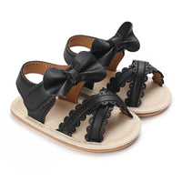 E132 Black