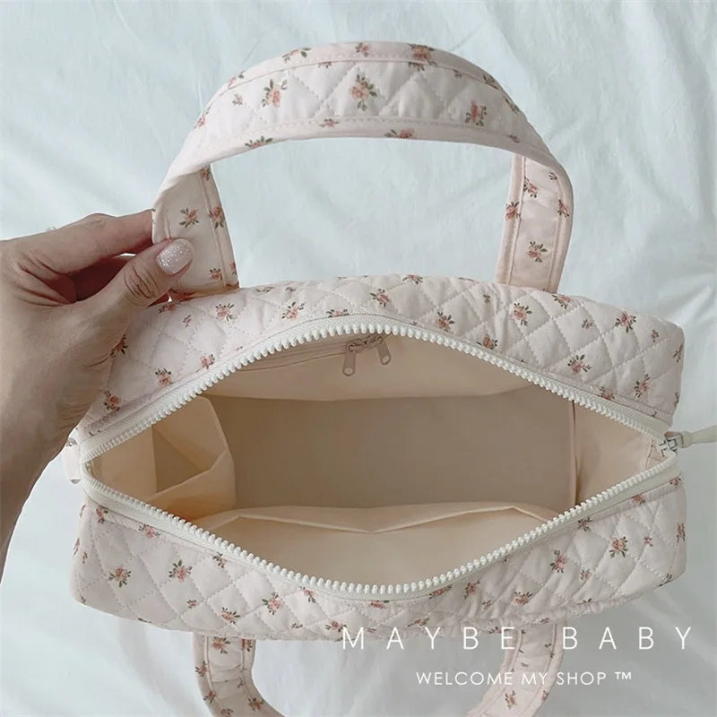 Quilted Diaper Bag – Stylish Maternity Tote for Moms