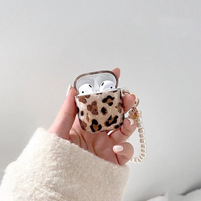 Leopard Print AirPods Case with Pearl Chain – Glossy Protective Cover for AirPods 1/2/3 & Pro