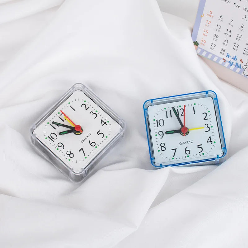 Square Alarm Clock – Compact Quartz Desk Clock for Kids, Students & Travel