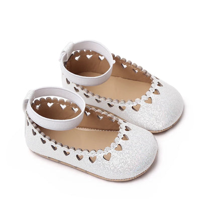 Baby Girl Heart Hollow Flat Shoes – Soft Sole Sneaker 0–18 Months
