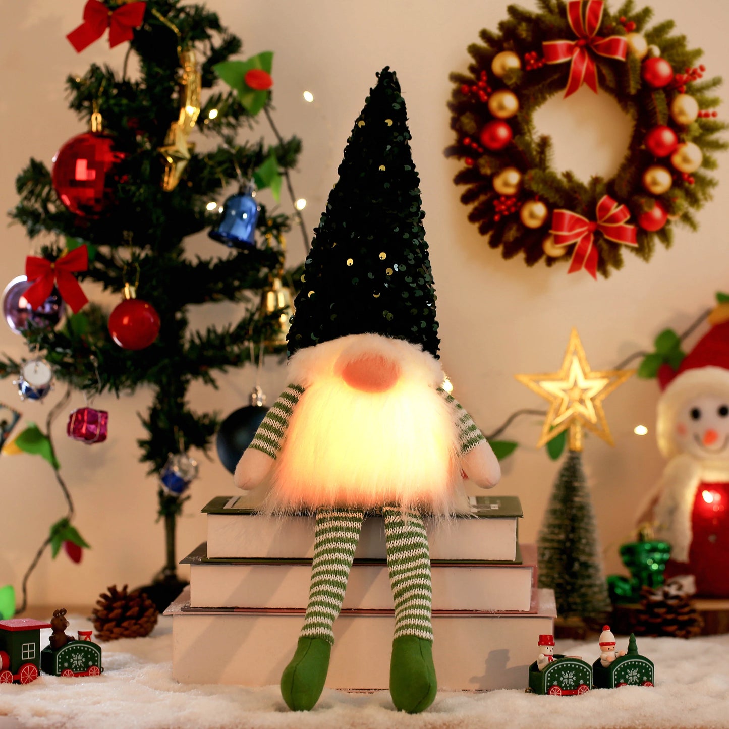 Light-Up Christmas Gnome Figurine – Glowing Sequin Faceless Doll Holiday Decoration