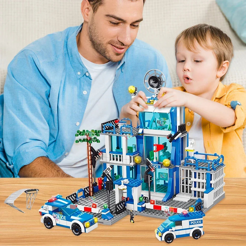 City Police Station Building Block Set with Police Cars & Figures