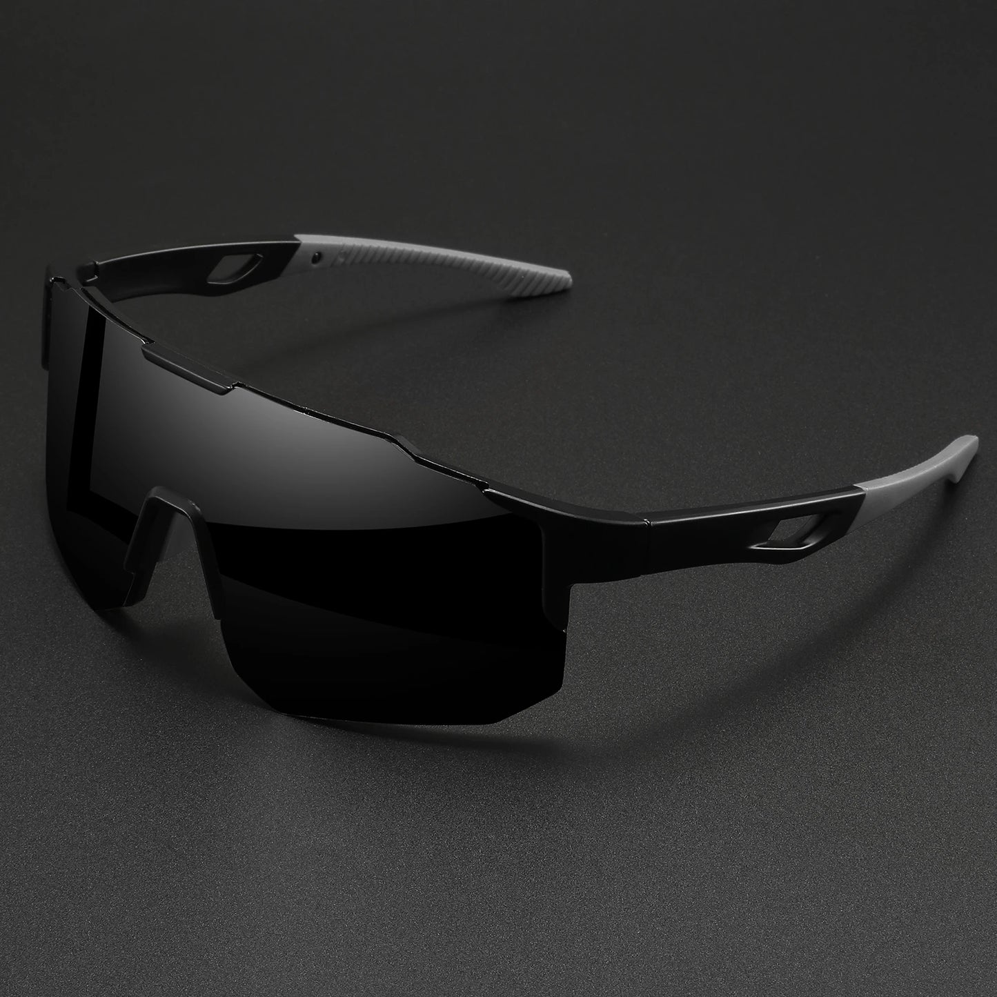 Oversized Sports Sunglasses – Wraparound Mirror Lens