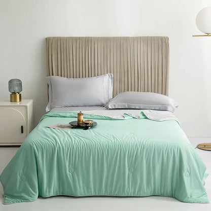 Ice Silk Cooling Comforter – Lightweight Summer Blanket