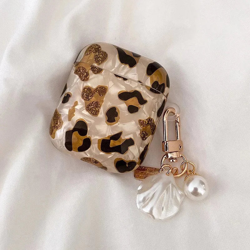 Leopard Print AirPods Case with Pearl Chain – Glossy Protective Cover for AirPods 1/2/3 & Pro