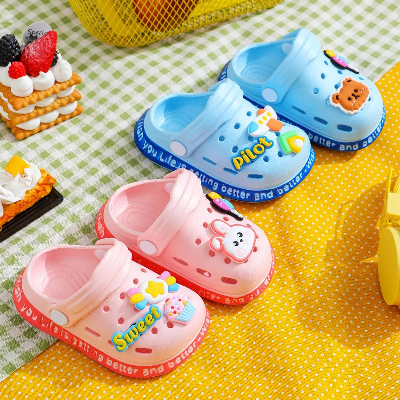 Kids Cartoon Clog Sandals – Cute Bear & Balloon Design