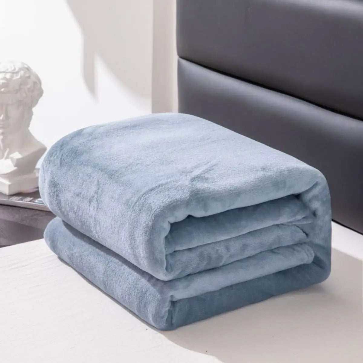 Plush Fleece Blanket – Thick Soft Solid Color, 13 Colors & 6 Sizes