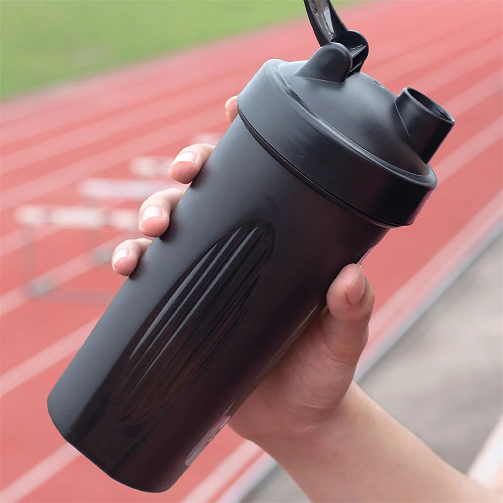 600ML Protein Shaker Bottle with Wire Whisk Ball