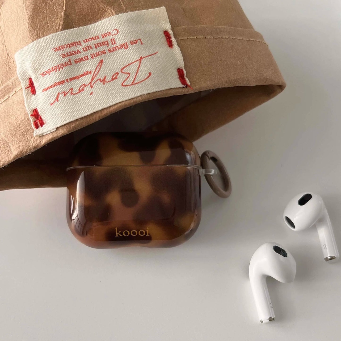Tortoiseshell AirPods Case with Ring – IMD Amber Design