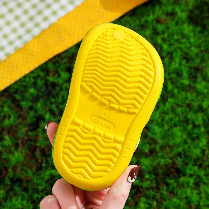 Kids Cartoon Clog Sandals – Cute Bear & Balloon Design