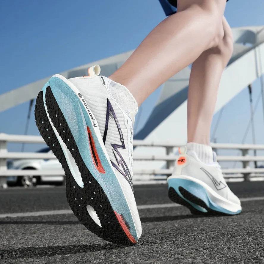 Carbon Plate Marathon Running Shoes – Lightweight & Breathable