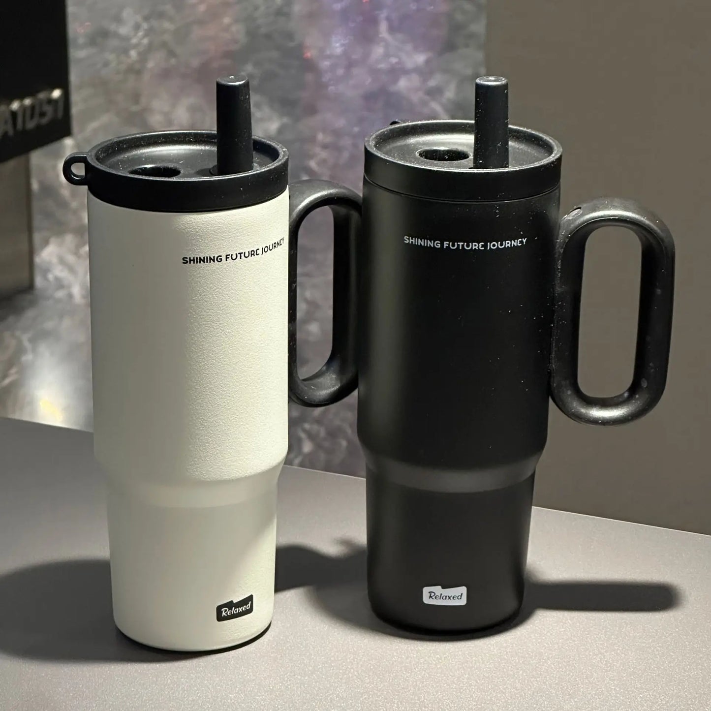 Vacuum Insulated Travel Tumbler with Straw & Handle 25.4oz
