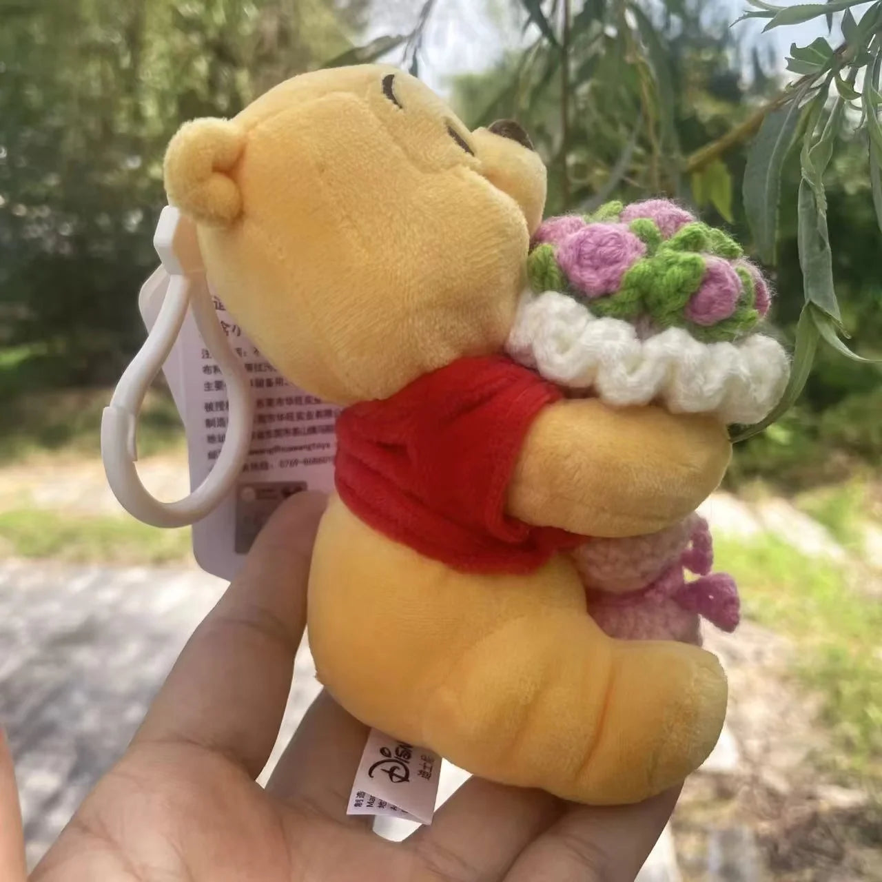 Stitch Plush Doll Holding Flowers – Kawaii Stuffed Toy Pendant