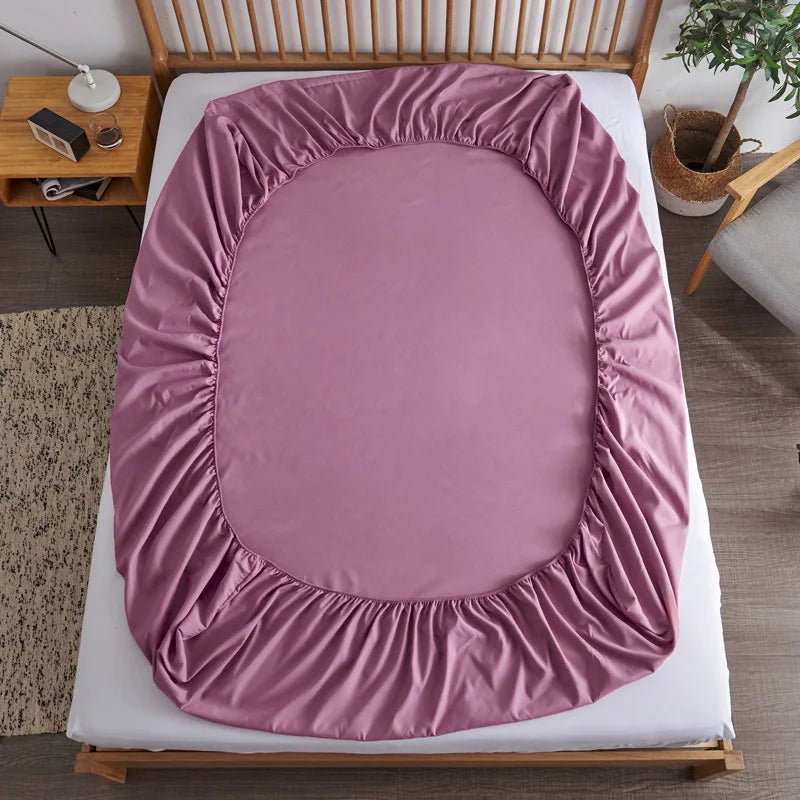 Fitted Sheet with Elastic Bands – Non-Slip Mattress Cover