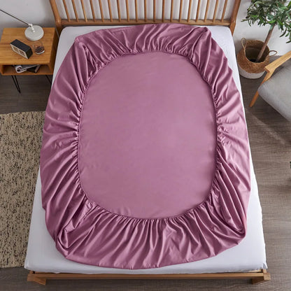 Fitted Sheet with Elastic Bands – Non-Slip Mattress Cover