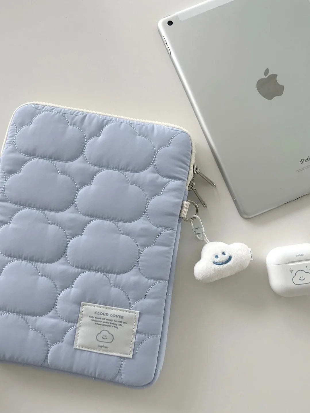 Quilted Tablet Sleeve Bag – Shockproof Pouch for iPad, Samsung, Laptop 9.7–15.6"