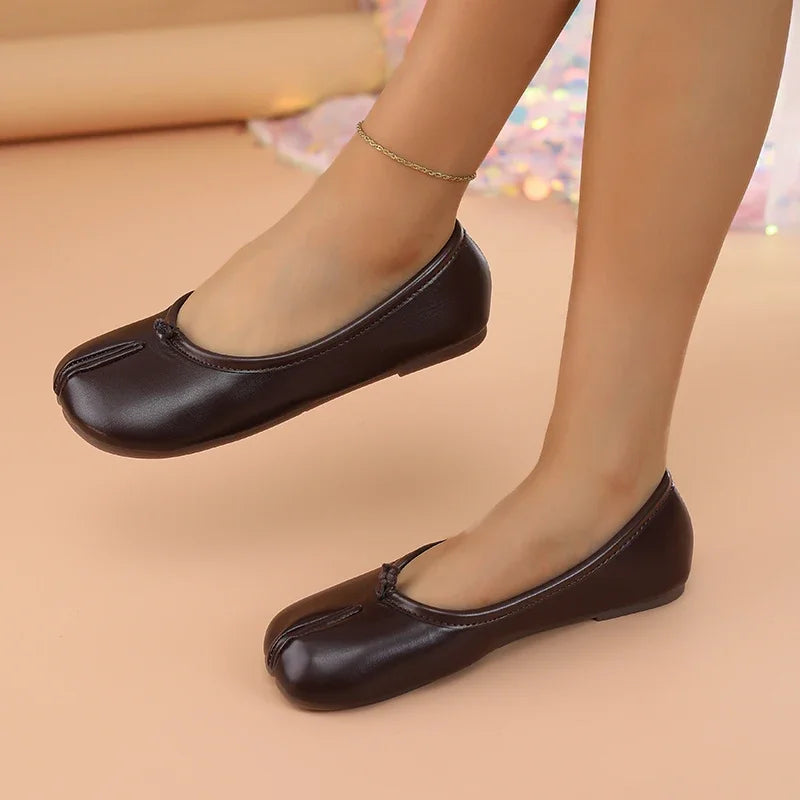 Women's Split-Toe Tabi Ballet Flats – Soft Leather Slip-On Shoes