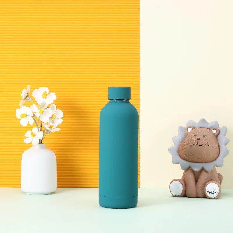 Stainless Steel Vacuum Water Bottle – Insulated Sports Flask for Outdoor & Travel