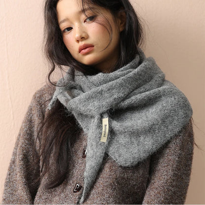 Women's Knitted Triangular Scarf – Oversized Wool Wrap Headscarf