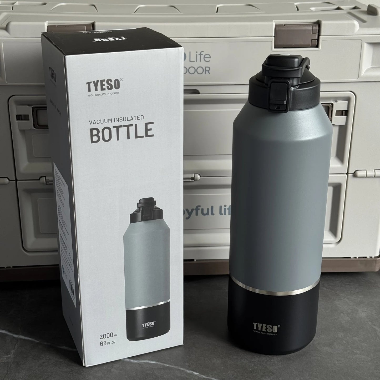 TYESO Vacuum Insulated Sports Water Bottle – Large Capacity