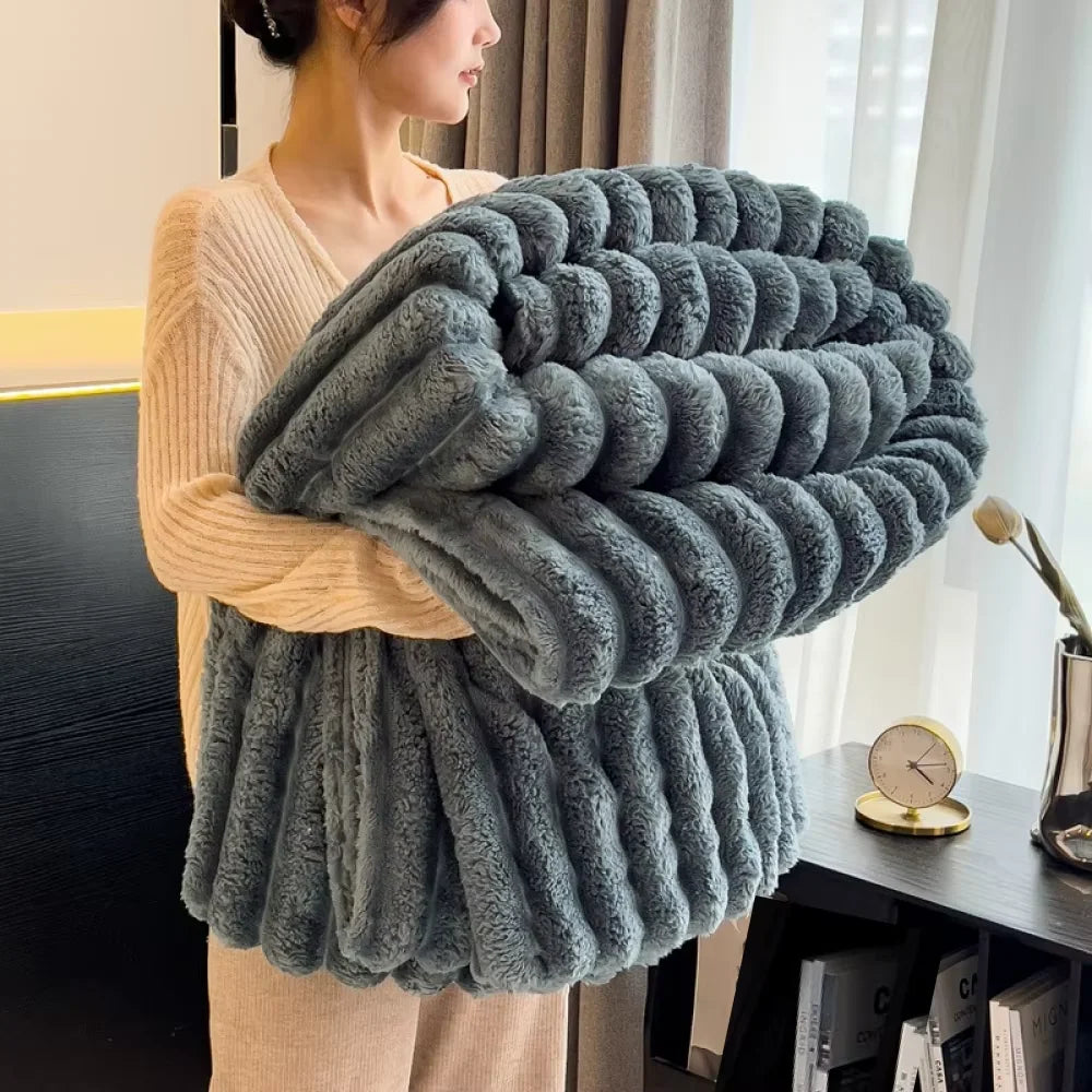 Fluffy Bubble Fleece Throw Blanket – Soft, Warm & Decorative, 4 Colors