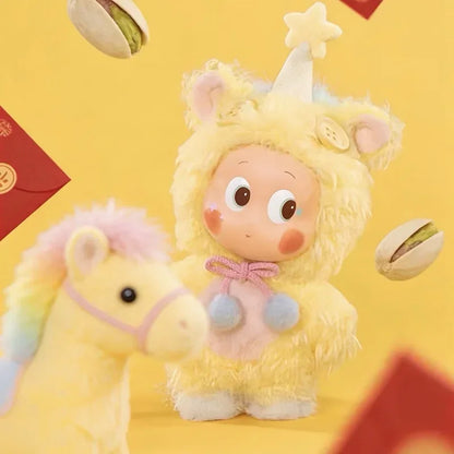 Labubu Have a Good Run Vinyl Plush Pendant Blind Box