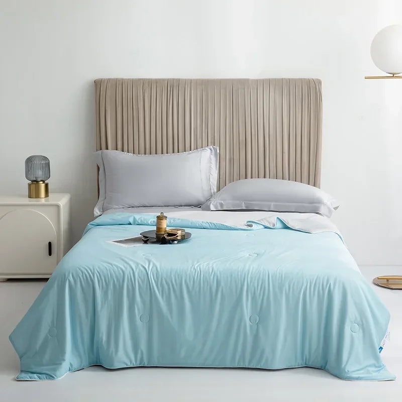 Ice Silk Cooling Comforter – Lightweight Summer Blanket