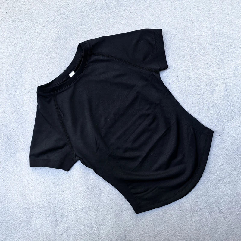 Women's Yoga Crop Top – Seamless Activewear Shirt