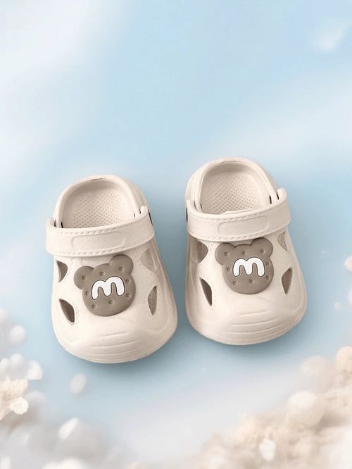 Toddler EVA Clogs – Breathable Hollow-Out Beach Shoes for Boys & Girls