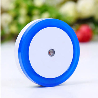 Mini LED Night Light with Dusk-to-Dawn Sensor Plug-In